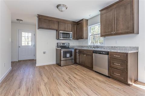8492 Pine Acres Ln, Carson, VA 23830 photo 5