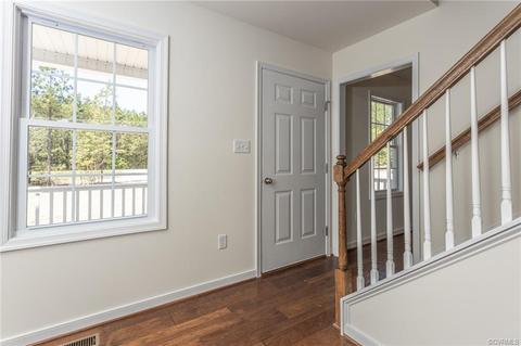 8492 Pine Acres Ln, Carson, VA 23830 photo 2