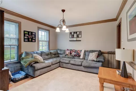 302 Rollingview Dr, Sandston, VA 23150 photo 5