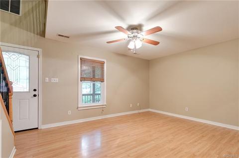 2901 Speeks Dr, Midlothian, VA 23112 photo 5