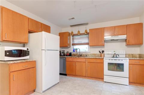 2901 Speeks Dr, Midlothian, VA 23112 photo 7