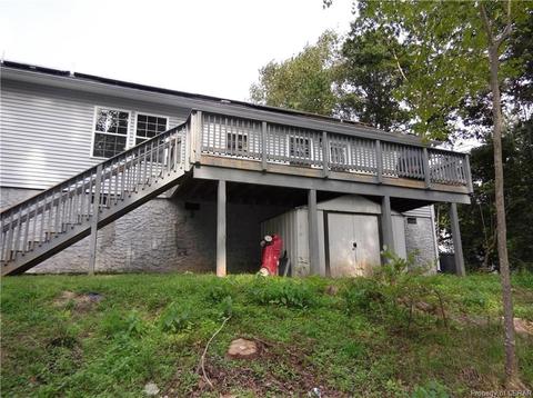 7666 Curtis Dr, Gloucester, VA 23061 photo 3