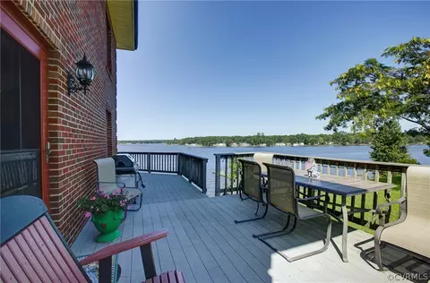 11792 Deep Point Ln, Gloucester, VA 23061 photo 28
