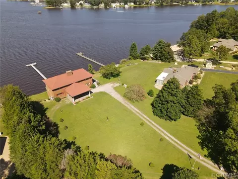 11792 Deep Point Ln, Gloucester, VA 23061 photo 43