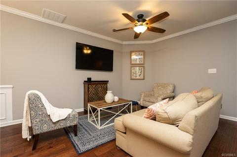 429 Creekwillow Dr, Midlothian, VA 23113 photo 4