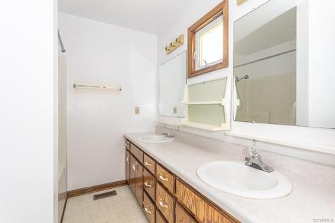 8510 Claiborne Rd, Sutherland, VA 23885 photo 12