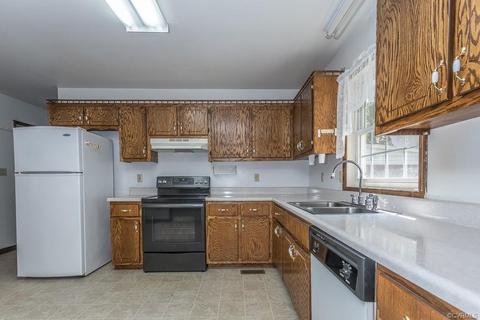 8510 Claiborne Rd, Sutherland, VA 23885 photo 5
