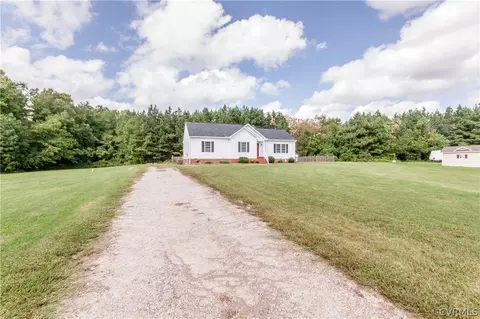 5702 Whisper Dr, Sutherland, VA 23885 photo 2