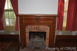564 Aarons Beach Rd, Diggs, VA 23045 photo 16