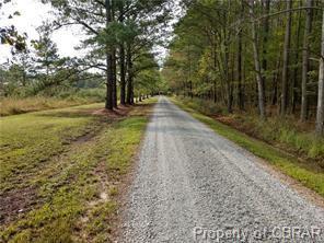 564 Aarons Beach Rd, Diggs, VA 23045 photo 10