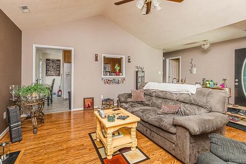 329 New St, Ashland, VA 23005 photo 4
