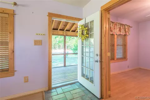 15731 Cooks Mill Rd, Lanexa, VA 23089 photo 8