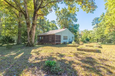 15731 Cooks Mill Rd, Lanexa, VA 23089 photo 5