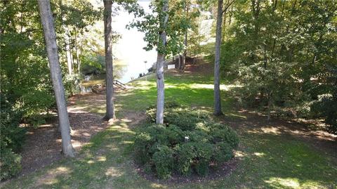 2907 Oxford Dr, Sutherland, VA 23885 photo 12