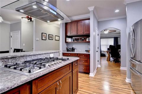 23 Tallwood Dr, Hampton, VA 23666 photo 13