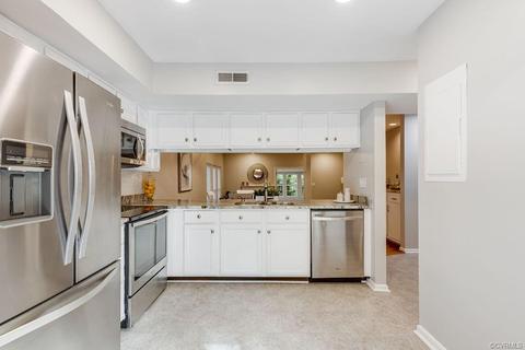 5101 Long Shadow Ct, Midlothian, VA 23112 photo 7