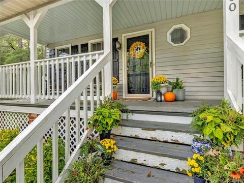 4800 Overlea Dr, Midlothian, VA 23112 photo 3