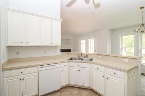 2425 Sandy Brook Ln, Midlothian, VA 23112 photo 7