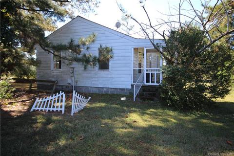 668 Ivison Ln, Onemo, VA 23130 photo 4