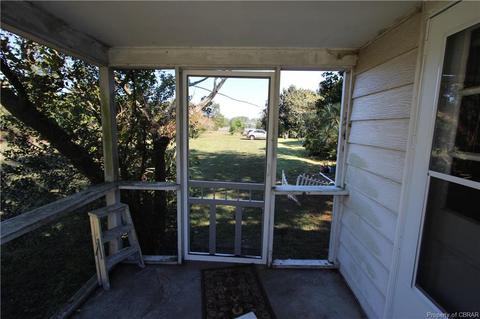 668 Ivison Ln, Onemo, VA 23130 photo 18