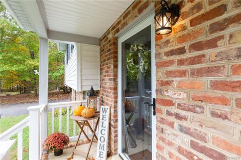 14510 Aldengate Rd, Midlothian, VA 23114 photo 2