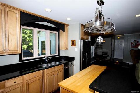 2001 Winterfield Rd, Midlothian, VA 23113 photo 5