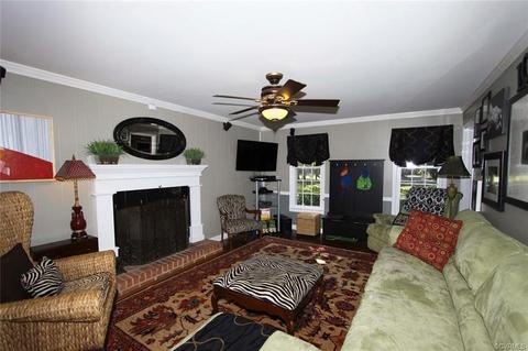 2001 Winterfield Rd, Midlothian, VA 23113 photo 3
