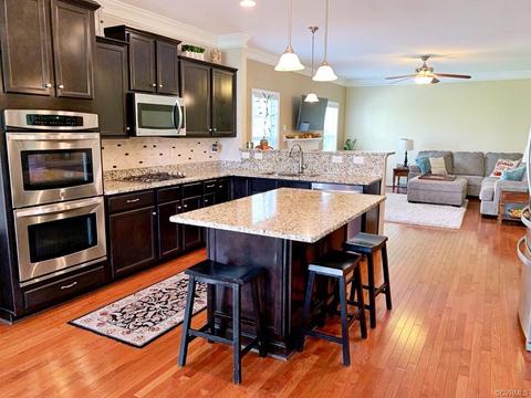 7501 Silver Maple Dr, Moseley, VA 23120 photo 13