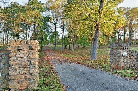 16380 Forest Rd, Forest, VA 24551 photo 1