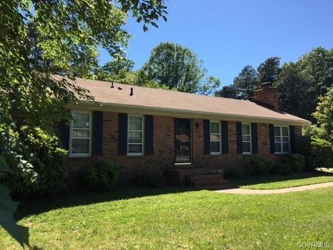 11501 Davelayne Rd, Midlothian, VA 23112 photo 1