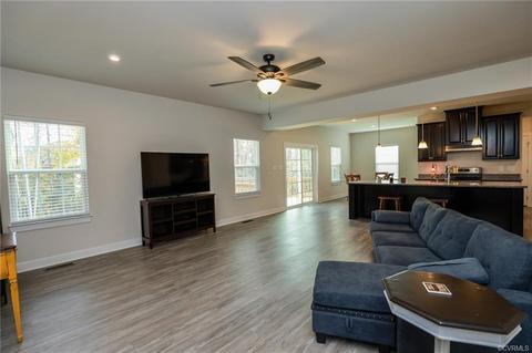 13101 Beech Hill Dr, Midlothian, VA 23112 photo 10