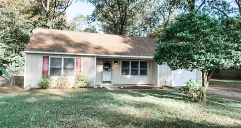 7449 Matoaka Ave, Gloucester Point, VA 23062 photo 1