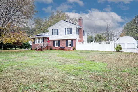 20104 Cox Rd, Sutherland, VA 23885 photo 1