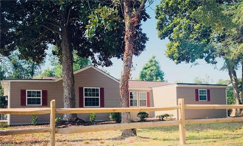 6426 Hickory Frk, Hayes, VA 23072 photo 1