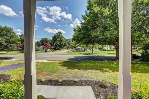 1102 Willow Lawn Dr, Richmond, VA 23226 photo 4