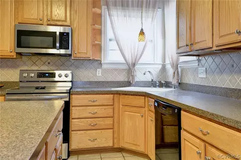 100 Sloop Ct, Williamsburg, VA 23185 photo 12
