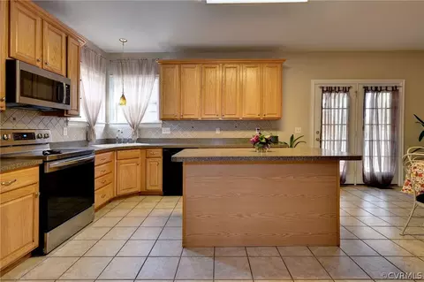 100 Sloop Ct, Williamsburg, VA 23185 photo 8