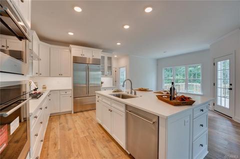 13313 Edmonton Dr, Midlothian, VA 23113 photo 3