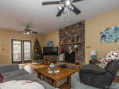 22161 Rowanty Rd, Carson, VA 23830 photo 9