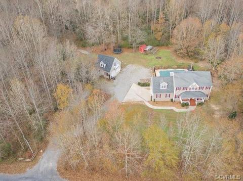 22161 Rowanty Rd, Carson, VA 23830 photo 2