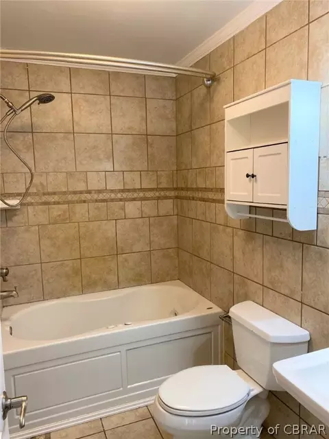 4466 Travis Run, Gloucester, VA 23061 photo 9