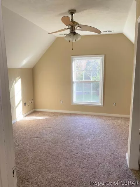 4466 Travis Run, Gloucester, VA 23061 photo 16