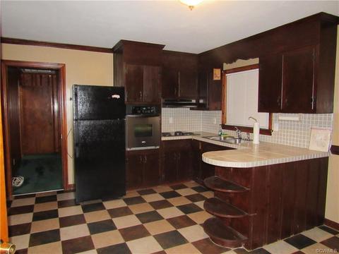 607 Dixon Dr, Richmond, VA 23224 photo 4