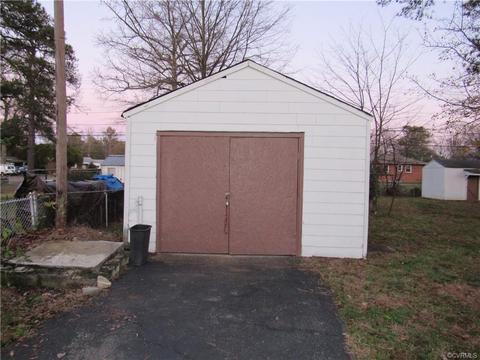 607 Dixon Dr, Richmond, VA 23224 photo 15