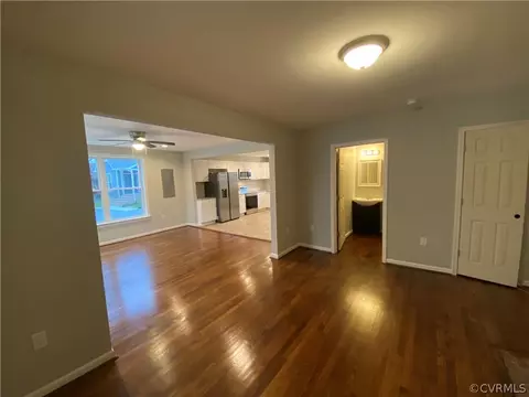 405 E Williamsburg Rd, Sandston, VA 23150 photo 5