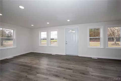 25622 Carson Rd, Carson, VA 23830 photo 9