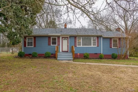 5735 Kendall Rd, Richmond, VA 23224 photo 1