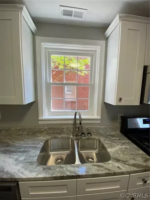 1922 Maple Shade Ln, Richmond, VA 23227 photo 6