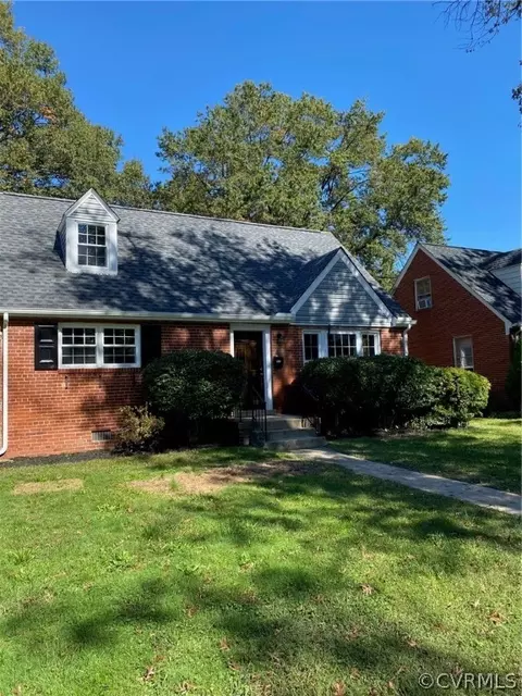 1922 Maple Shade Ln, Richmond, VA 23227 photo 1