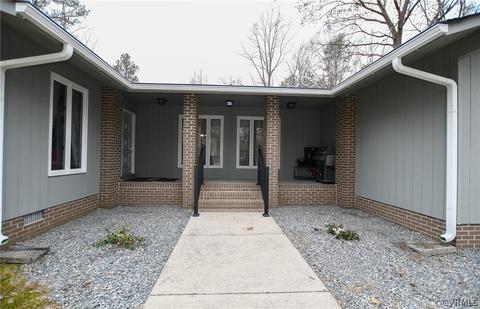 307 Cherry Hill Cir, Aylett, VA 23009 photo 3